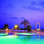 Adonis Hotel