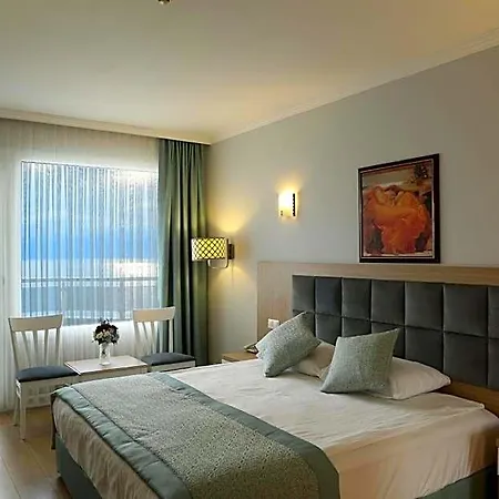Szálloda Adonis 4*