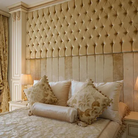 Hotel Adonis 4*