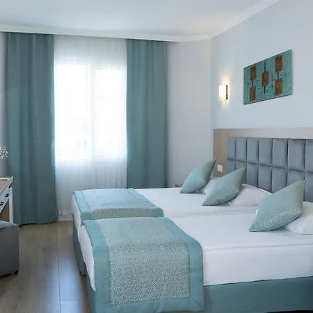 Hotel Adonis 4*