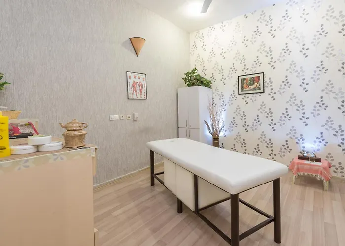 Adonis 4* אנטליה