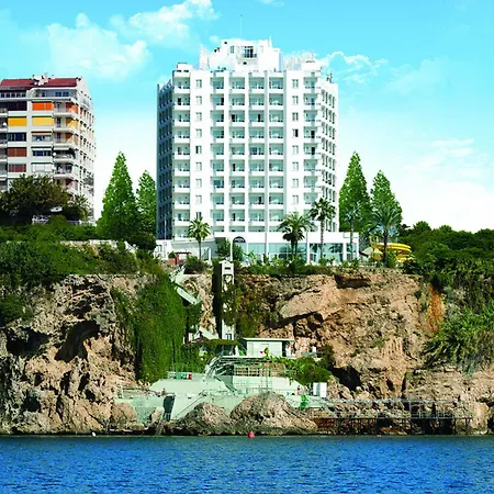 Hotel Adonis