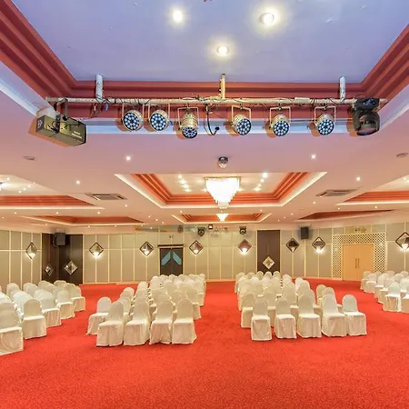 Hotel Adonis 4*