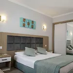 Hotell Adonis Antalya